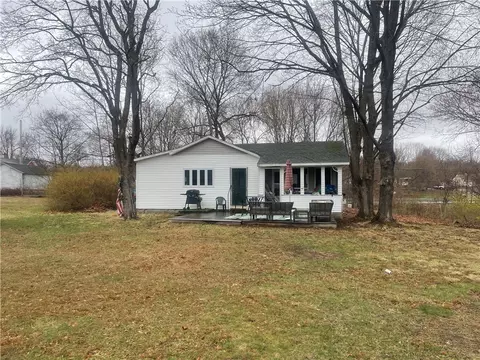 Exterior - 19 Hawkins Cir, Glocester, RI 02814 photo 1 of 3