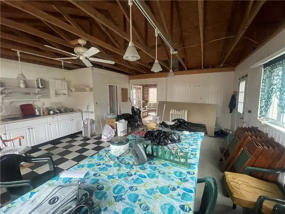 Kitchen - 19 Hawkins Cir, Glocester, RI 02814 photo 4 of 4