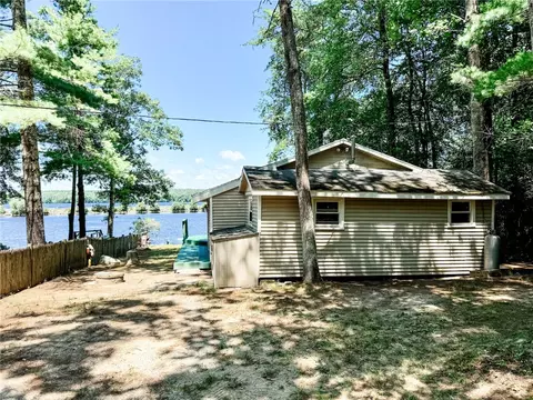 Exterior - 158 Pauchaug Trl, Exeter, RI 02822 photo 1 of 5
