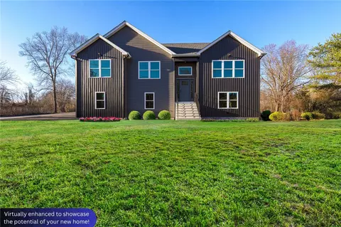 2 Pinewood Ave, Johnston, RI 02919