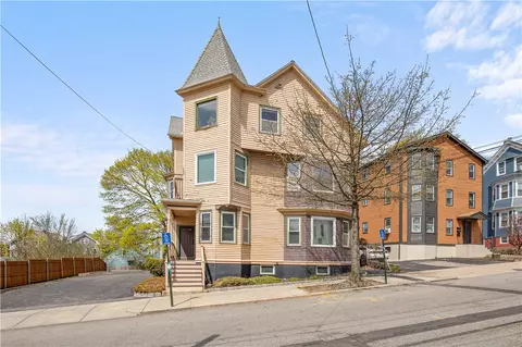 40 Cypress St, Providence, RI 02906