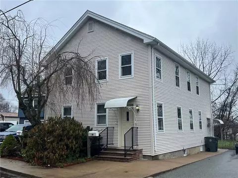 61 Bates Ave, Coventry, RI 02816