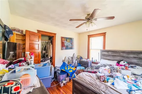160 Division St, Woonsocket, RI 02895 photo 12