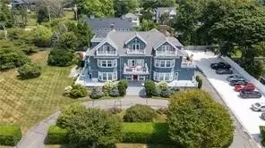398 Wolcott Ave #1, Middletown, RI 02842
