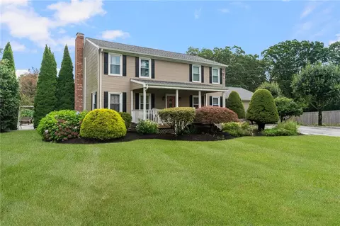 67 Peck Hill Rd, Johnston, RI 02919