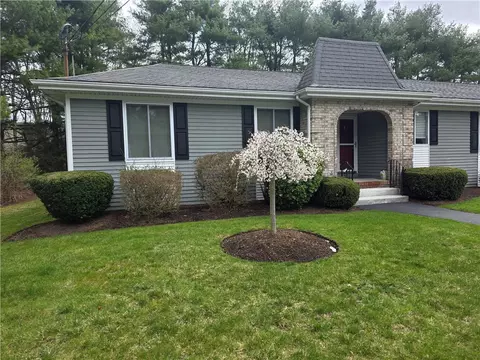 131 Pleasant View Ave #17, Smithfield, RI 02917