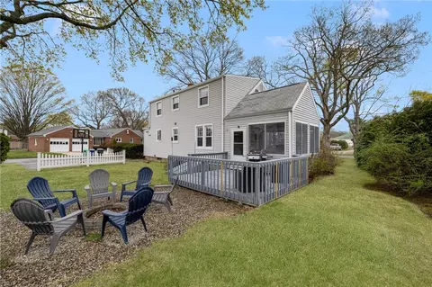 Exterior - 43 Carpenter St, Warwick, RI 02886 photo 7 of 8