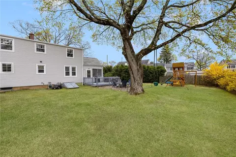 Exterior - 43 Carpenter St, Warwick, RI 02886 photo 5 of 8