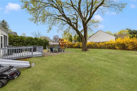 Exterior - 43 Carpenter St, Warwick, RI 02886 photo 4 of 8