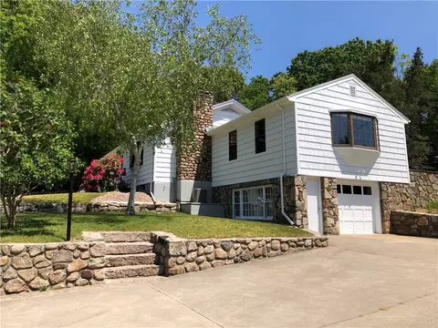 5 Myrtle Ave, Westerly, RI 02891 photo 2