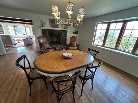5 Myrtle Ave, Westerly, RI 02891 photo 8