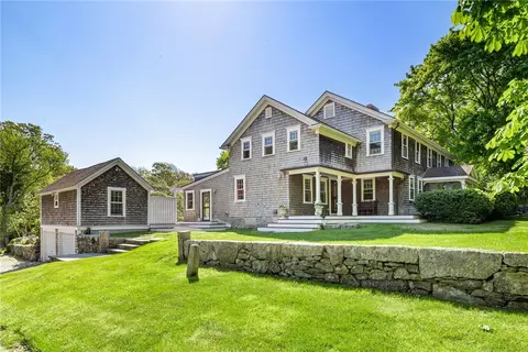 238 Stone Church Rd, Tiverton, RI 02878