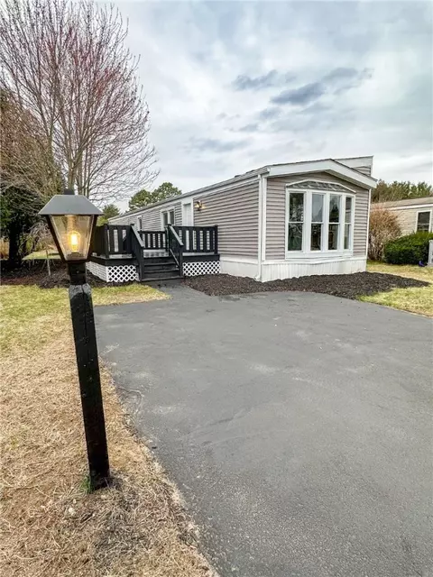 67 Wright Way, Coventry, RI 02816 photo 2
