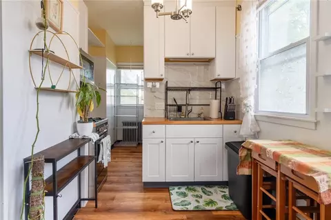 730 Charles St, Providence, RI 02904