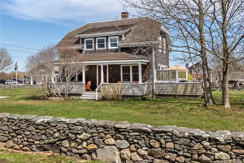 8 S Of Commons Rd, Little Compton, RI 02837