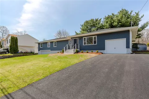 Exterior - 60 Tomahawk Trl, Cranston, RI 02921 photo 4 of 5