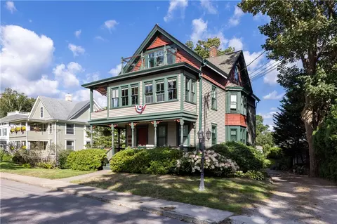 24 Mariner Heights Vw #2, Westerly, RI 02891