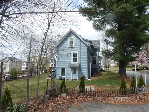 534 Blackstone St, Woonsocket, RI 02895 photo 36