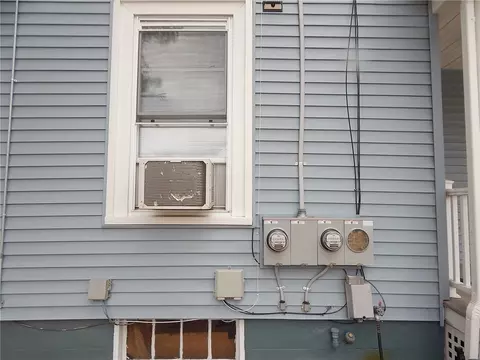 534 Blackstone St, Woonsocket, RI 02895 photo 37