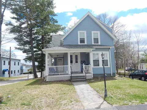 534 Blackstone St, Woonsocket, RI 02895 photo 2