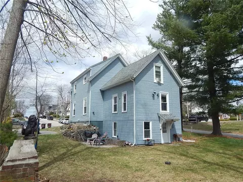 534 Blackstone St, Woonsocket, RI 02895 photo 35