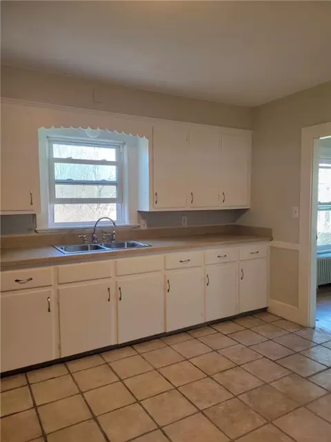 534 Blackstone St, Woonsocket, RI 02895 photo 26