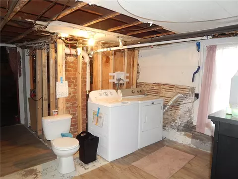 534 Blackstone St, Woonsocket, RI 02895 photo 32