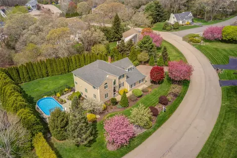 View/Area - 30 Rock Ridge Rd, Westerly, RI 02891 photo 2 of 5