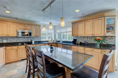 Kitchen - 30 Rock Ridge Rd, Westerly, RI 02891 photo 5 of 6