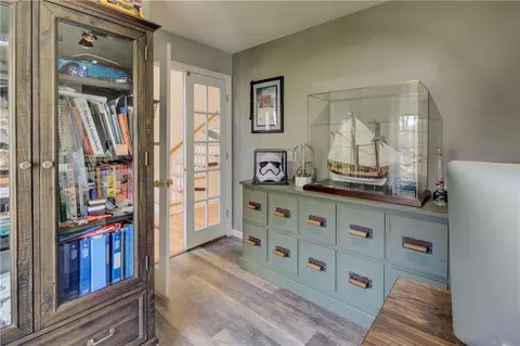 Entry Way - 30 Rock Ridge Rd, Westerly, RI 02891 photo 4 of 5