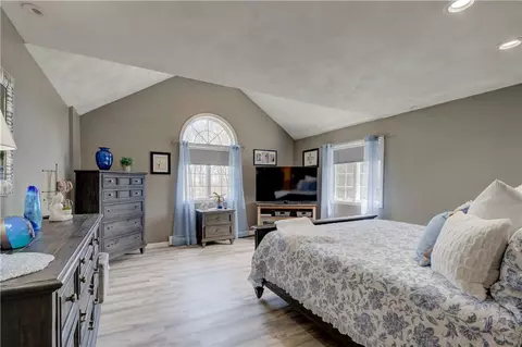 Bedroom - 30 Rock Ridge Rd, Westerly, RI 02891 photo 1 of 8