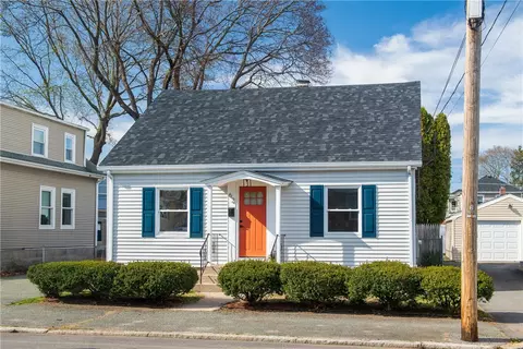 62 Cameron St, Pawtucket, RI 02861