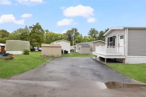 18 Toadstool Knoll Dr, Charlestown, RI 02813 photo 7