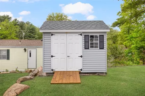 18 Toadstool Knoll Dr, Charlestown, RI 02813 photo 13