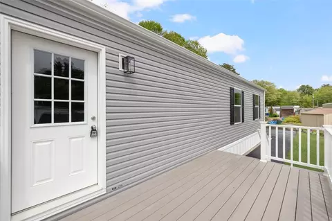 18 Toadstool Knoll Dr, Charlestown, RI 02813 photo 8
