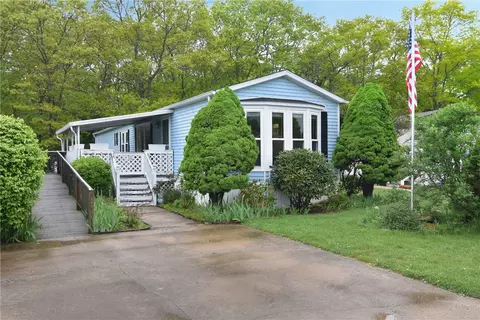 111 Holiday Ct, South Kingstown, RI 02879