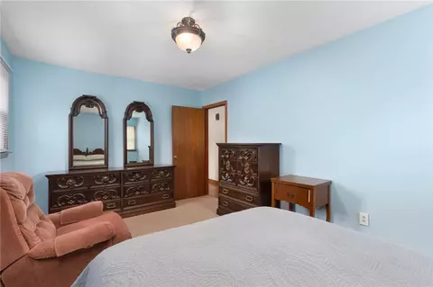 70 Silver Spring Ave, Riverside, RI 02915 photo 20