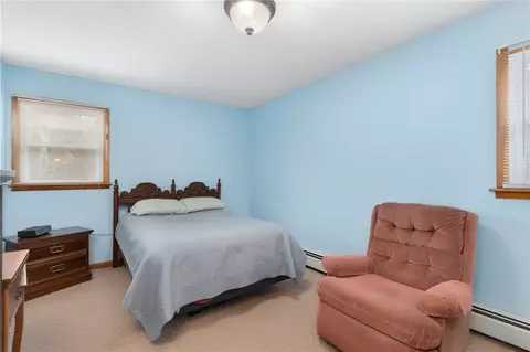 70 Silver Spring Ave, Riverside, RI 02915 photo 19