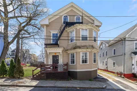 37 Royal St, Providence, RI 02906