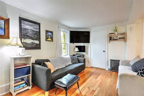 Living - 5 Oakside St, Warwick, RI 02889 photo 2 of 2