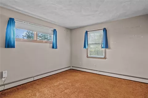 Bedroom - 33 Hawthorn Cir, Woonsocket, RI 02895 photo 2 of 6