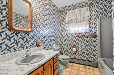 Bath - 33 Hawthorn Cir, Woonsocket, RI 02895 photo 2 of 3