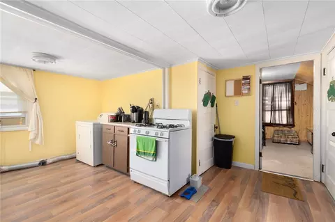 122 Cote Ave, Woonsocket, RI 02895 photo 31