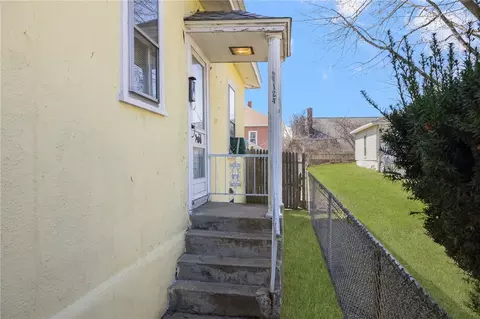 122 Cote Ave, Woonsocket, RI 02895 photo 5