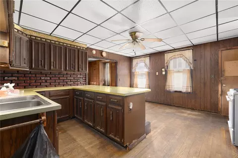 122 Cote Ave, Woonsocket, RI 02895 photo 13