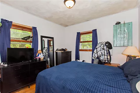 Bedroom - 6466 Flat River Rd, Coventry, RI 02827 photo 1 of 1
