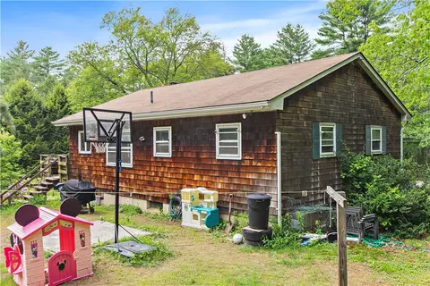 Exterior - 6466 Flat River Rd, Coventry, RI 02827 photo 3 of 7