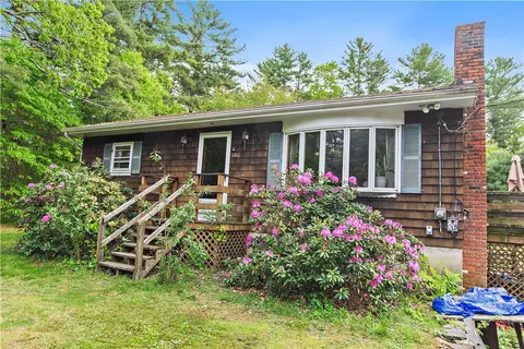 6466 Flat River Rd, Coventry, RI 02827