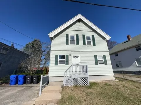 16 Rufus St, Pawtucket, RI 02860