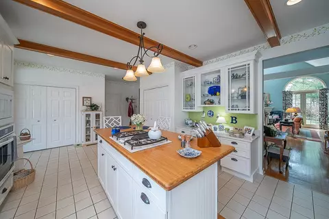 Kitchen - 9 Lancaster Rd, Westerly, RI 02891 photo 4 of 6